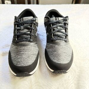 New Balance 577 Training Shoes Gray Black Women’s 7.5